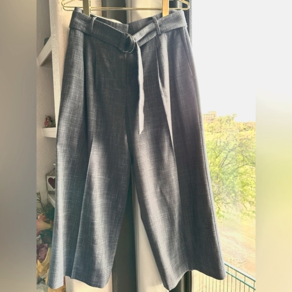 Ann Taylor Chambray Blue Wide-Leg Cropped Pants With Belt Size 6